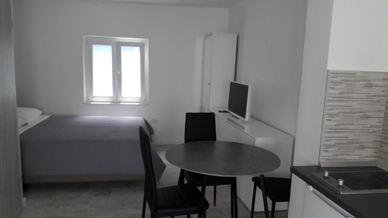 Apartmani Ema Zadar Dış mekan fotoğraf